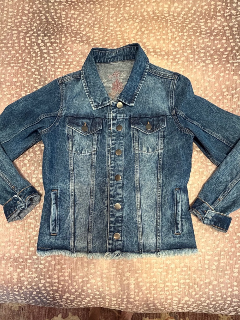 Beaded Western Denim Jacket Horse Floral Frayed Hem Jean Jacket Sixe M - Picture 5 of 5